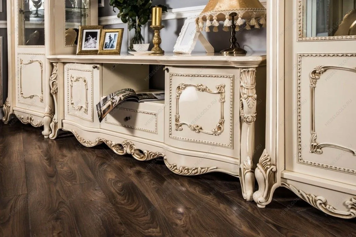 Витрина Джоконда крем глянец - Выставка м. Марьина роща | изображение 1