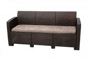 Коричневый